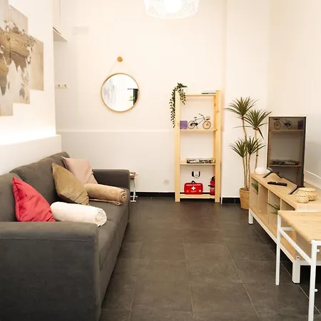 Behomes Peaceful Retreat W Sauna Near S Apartment *